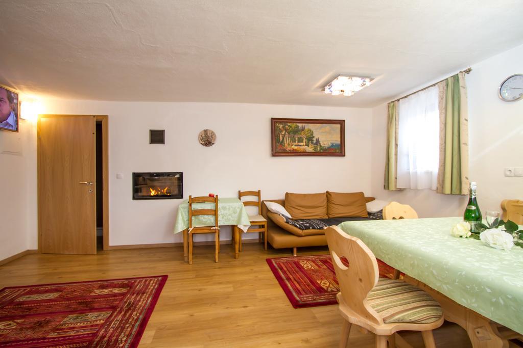 Gertis Ferienwohnung Hochfilzen Camera foto